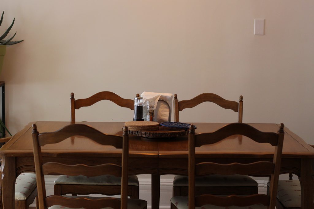 Secondhand dining room table